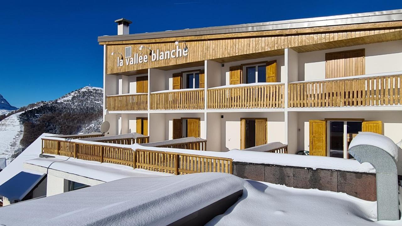 Hotel Hôtel La Vallée Blanche *